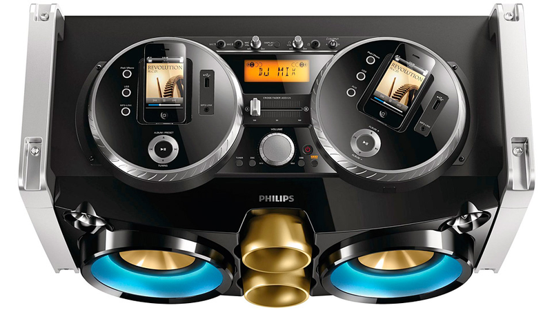 Illustration for article titled The Portable iPhone Turntable Setup For Nomadic DJs